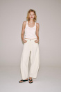 Zara ДЖИНСЫ ZW COLLECTION BALLOON С ПОЯСОМ СРЕДНЕЙ ВЫСОТЫ кремового цвета