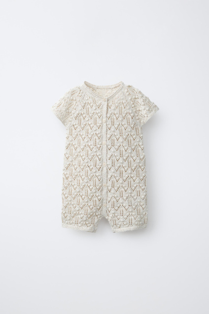 Zara ТРИКОТАЖНЫЙ КОМБИНЕЗОН С ПЕРФОРИРОВАННЫМ РИСУНКОМ 501469144-052-6