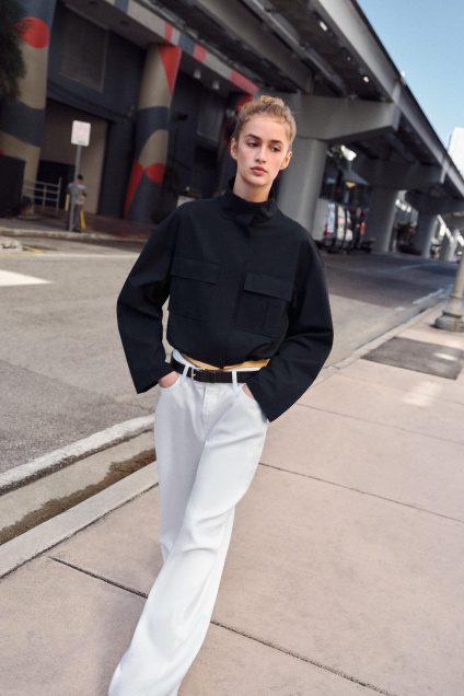Zara Куртка С КОРОТКИМ ВОРОТНИКОМ-СТОЙКОЙ 497732106-401-1