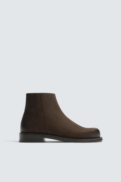 Zara КОЖАНЫЕ САПОГИ 495680244-700-39