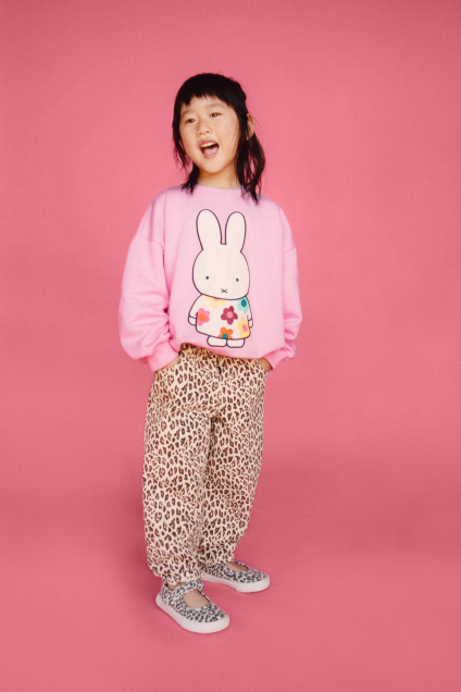 Zara ТОЛСТОВКА MIFFY MERCIS BV С ПРИНТОМ 536435486-620-18