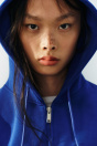 Zara СВИТШОТ С КАПЮШОНОМ Bl?ulich с БЛОКИРОВКОЙ