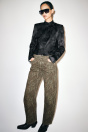 Zara Короткая жаккардовая куртка ZW Collection черного цвета