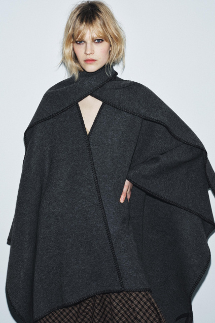 Zara ТРИКОТАЖНОЕ ПОНЧО С ШАРФОМ И КОНТРАСТНОЙ НИТЬЮ 495707577-802-3