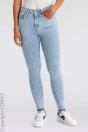 Levis® Облегающие джинсы C59740520-4292