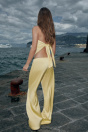 Zara АТЛАСНЫЙ ТОП С ОТКРЫТЫМИ ПЛЕЧАМИ И ЖЕЛТЫМ БАНТОМ