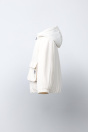 Zara ВОДООТТАЛКИВАЮЩАЯ ПАРКА С КОНТРАСТНЫМИ ДЕТАЛЯМИ белого цвета.