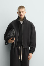 Zara КУРТКА ИЗ ФУНКЦИОНАЛЬНОЙ ТКАНИ УКОРОЧЕННОГО КРОЯ 498904056-800-2