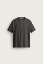 Zara ФУТБОЛКА Хенли КОРИЧНЕВОГО ЦВЕТА ОБЫЧНОЙ ФОРМЫ