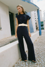 Zara Темно-синий КОМБИНЕЗОН С АСИММЕТРИЧНЫМИ РУКАВАМИ И ПОЯСОМ