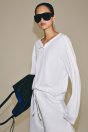 Zara Белая футболка НА пуговицах?