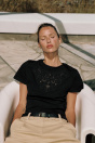Zara ФУТБОЛКА ИЗ ХЛОПКА С ЧЕРНОЙ ВЫШИВКОЙ