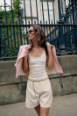 Zara Z1975 ДЖИНСОВЫЕ ШОРТЫ-БЕРМУДЫ С ЦЕПНЫМ ПОЯСОМ Белый?