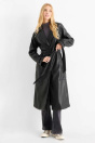 C&A Пальто из искусственной кожи 2242865 черного цвета