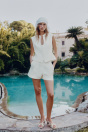 Zara ТОП С ОБТЯНУТЫМИ ПУГОВИЦАМИ кремового цвета