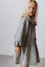Zara ПЛАТЬЕ В КЛЕТКУ С ВЫШИТЫМИ БАНТАМИ 514970648-400-18