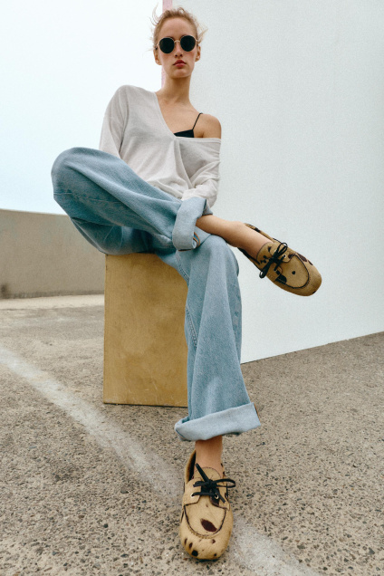 Zara КОЖАНЫЕ МОКАСИНЫ С МЕХОМ И ПРИНТОМ ЖИВОТНЫХ 536478614-202-35