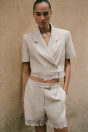 Zara КОРОТКИЙ КРУЖЕВНОЙ ПИДЖАК 527049009-052-1