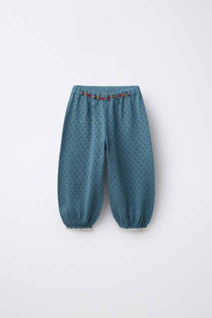 Zara ТРИКОТАЖНЫЕ БРЮКИ С ВЫШИТЫМИ ЦВЕТАМИ 496078882-427-18