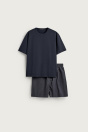 Zara ПИЖАМНЫЙ КОМПЛЕКТ ИЗ КОМБИНИРОВАННОГО МАТЕРИАЛА И темно-синие ШОРТЫ-БЕРМУДЫ В клетку