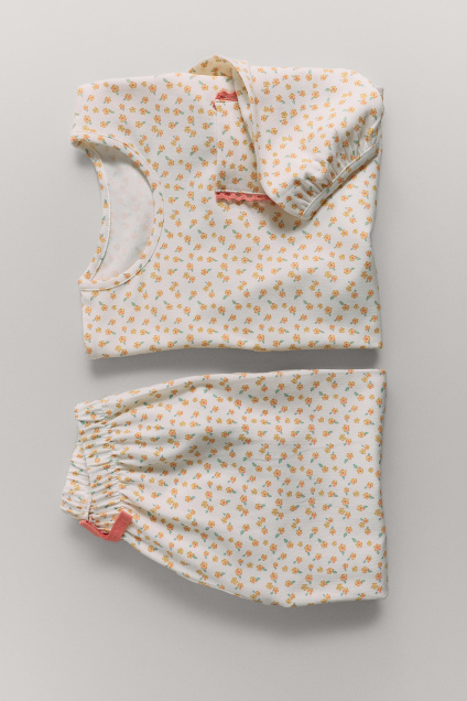 Zara 1 1/2-6 ЛЕТ/ ПИЖАМА С ЦВЕТОЧНЫМ ПРИНТОМ 505371200-712-24