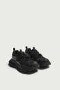 Zara ОБЪЕМНЫЕ КРОССОВКИ черного цвета