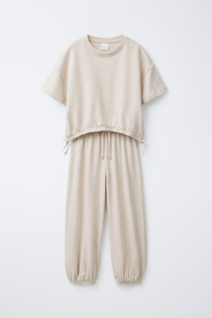 Zara КОМПЛЕКТ ИЗ ФУТБОЛКИ С БАНТАМИ И БРЮК-ДЖОГГЕРОВ 512885954-711-7