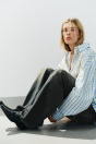 Zara МУЛ С ПЕЧАТНЫМ АБЗАЦЕМ черного цвета