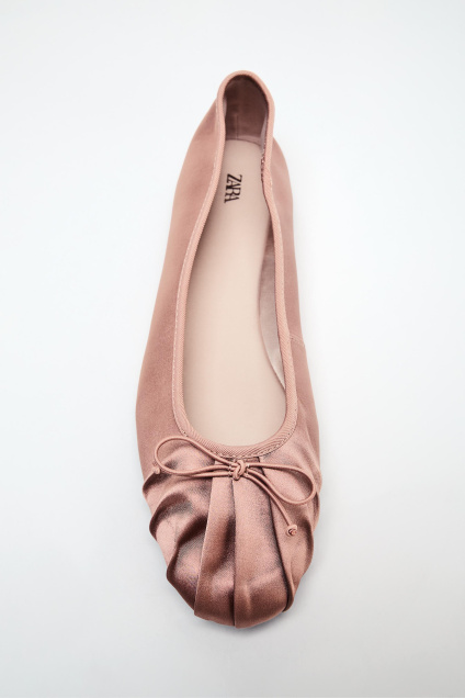 Zara АТЛАСНАЯ БАЛЕРИНА С БАНТОМ 521460166-604-35