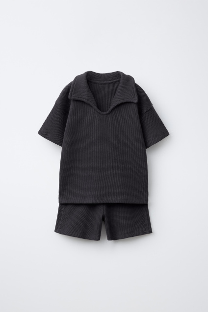 Zara КОМПЛЕКТ ДЛЯ БЕГА С ШОРТАМИ-БЕРМУДАМИ ПОЛО И ВАФЛЯМИ 506403249-400-18