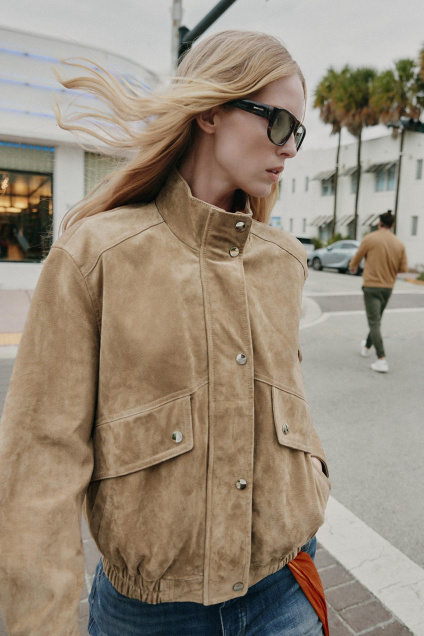 Zara КУРТКА ИЗ 100% ЗАМШИ С ВЫСОКИМ ВОРОТНИКОМ 515453478-704-1