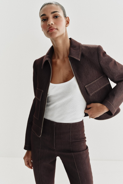 Zara КОРОТКАЯ КУРТКА С ОТКРЫТЫМИ КАРМАНАМИ 511115850-700-1