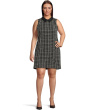 Sleeveless Tweed Sheath With Collar