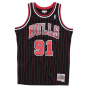 Мужская баскетбольная майка Mitchell & ness модели SMJYGS18150-CBUBLCK95DRD для мужчин
