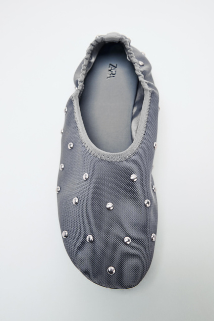Zara БАЛЕРИНА С ЗАКЛЕПКАМИ 506610315-400-35