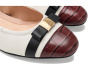 Go-To Tova Bow