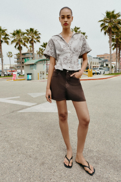 Zara Шорты Z1975 ДЛЯ МАМЫ ПОДХОДЯТ 510446891-700-32
