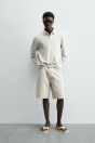 Zara ДЖИНСОВЫЕ ШОРТЫ-БЕРМУДЫ ОБЫЧНОГО ПОКРОЯ песочного ЦВЕТА