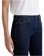 Sandra Low Rise Slim Straight In Modern Indigo